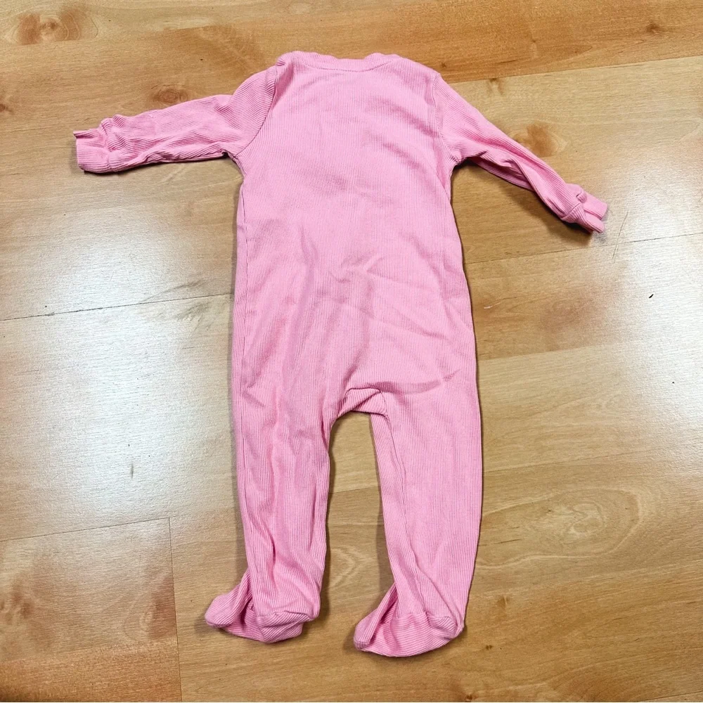 Baby Gap Pink Ribbed Ruffle Two-Way Zip Footed One Piece Size 6-9M